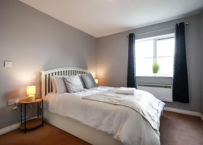 Apartment Snowberry Close - Contractors Long By Shortstayuk *