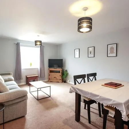 Apartmán Snowberry Close - Contractors Long By Shortstayuk Bristol